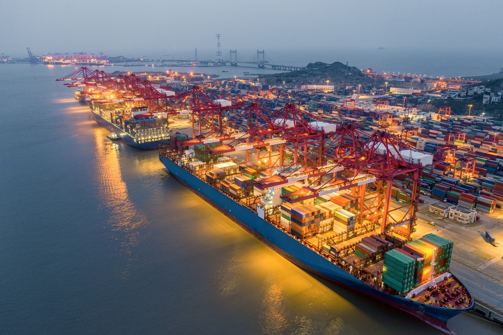 Оборот порожних контейнеров в порту Шанхая: механизмы ускорения