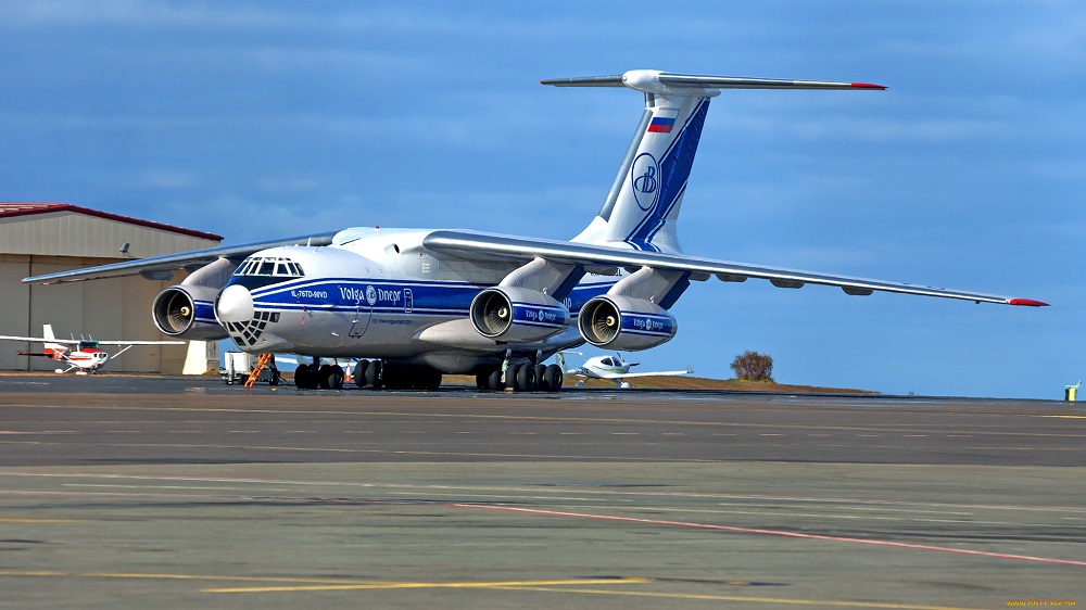 Крупнейшая в России грузовая авиакомпания сменит владельца из-за санкций