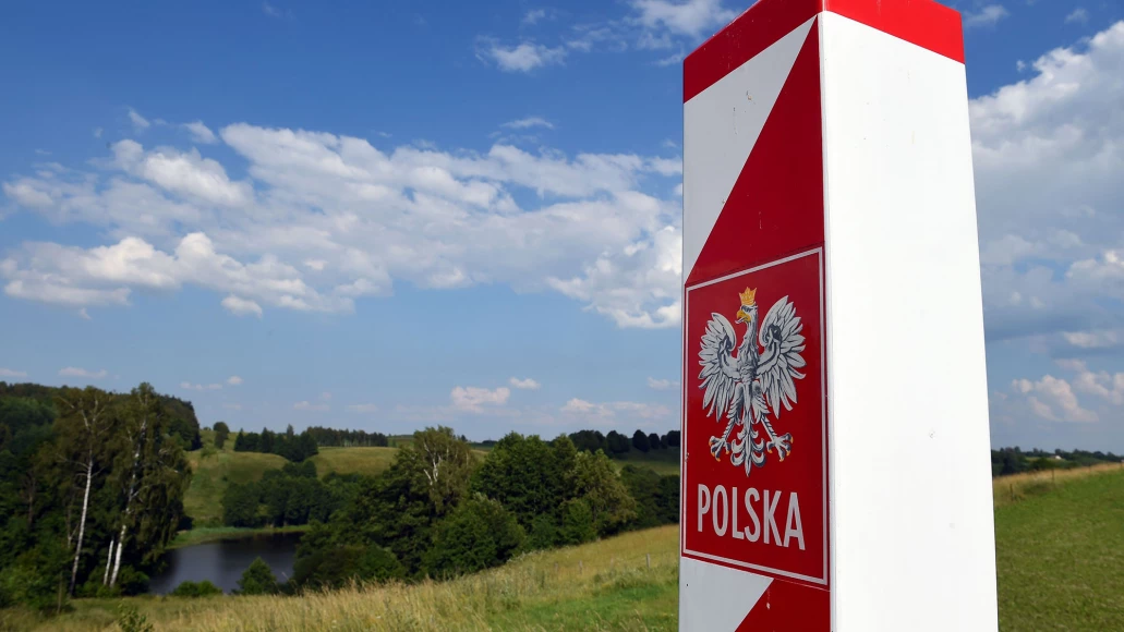 na-granitse-belorussii-so-stranami-es-obrazovalis-ocheredi-iz-fur-dlinoy-do-25-km