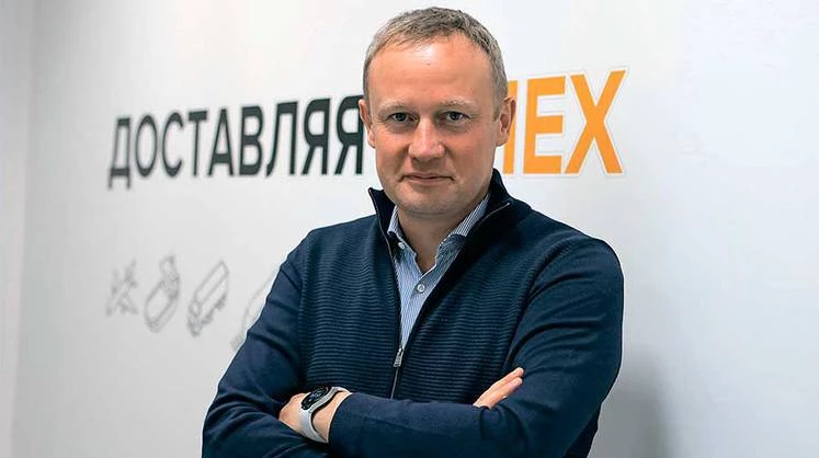 logistika-ukhodit-v-manevry