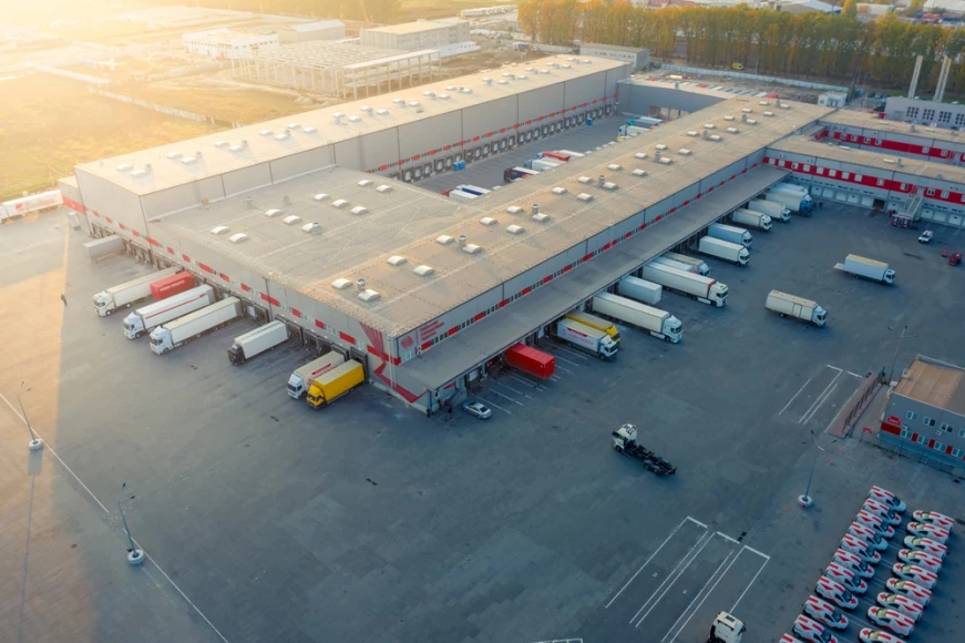 stroitelstvo-krupnogo-skladskogo-tsentra-v-ekaterinburge