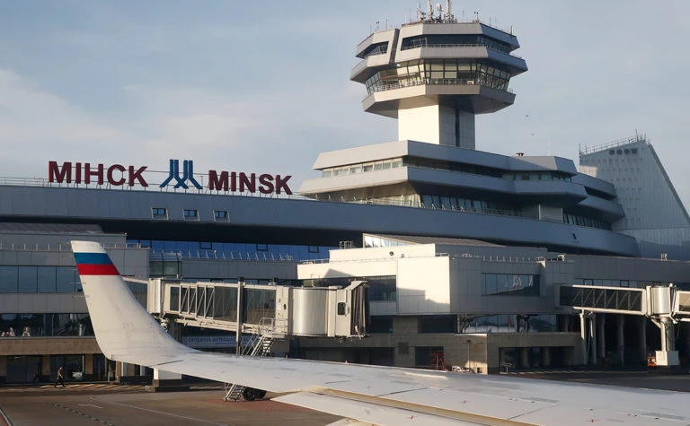 vozobnovlenie-aviatsionnogo-i-sukhoputnogo-soobshcheniya-s-belorussiey